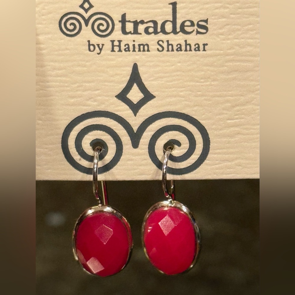 NWT Trades by Haim Shahar Earrings/Silver Tone w/Magenta/One Inch Drop